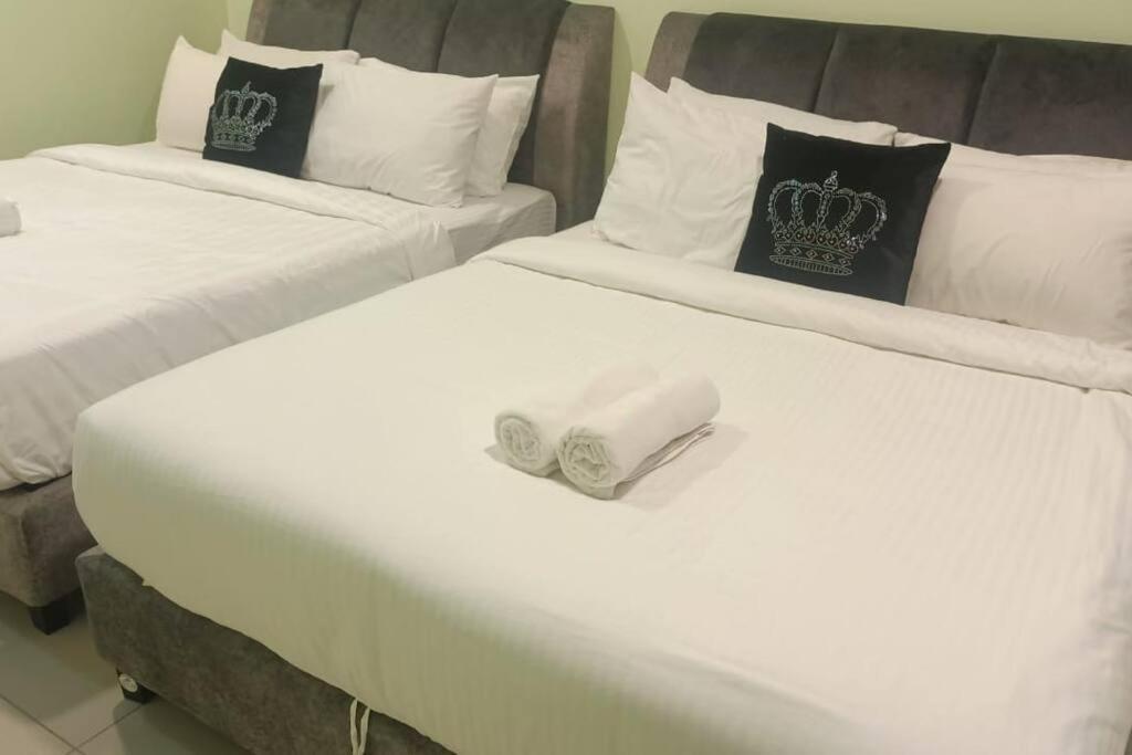 Bali Residence By Beca Inn , Musliim Only ملقا المظهر الخارجي الصورة